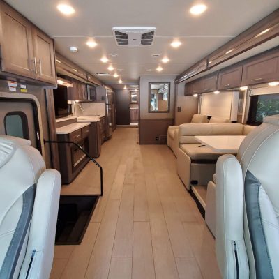 luxury_rv_rental_florida_01
