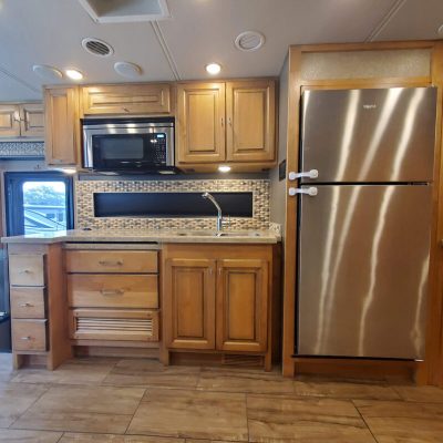 luxury_rv_rental_florida_02